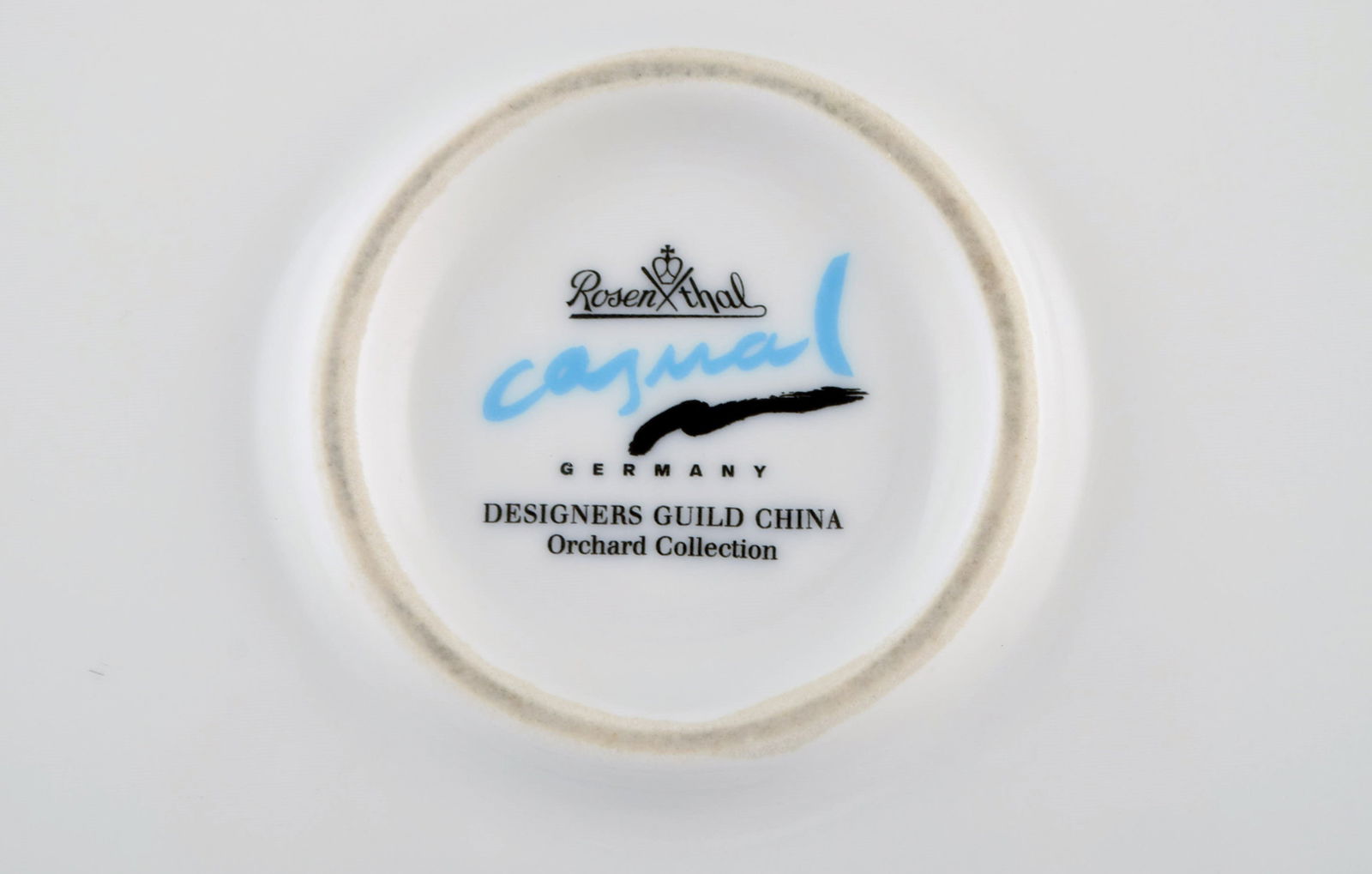 Rosenthal Designers Guild. Orchard Collection. Two large porcelain cover plates. Square design, blue - 4