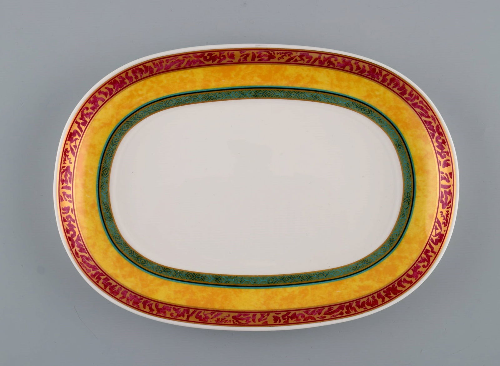 Paloma Picasso for Villeroy & Boch. "My way" dish and candlestick in porcelain. Colorful decoration. - 2