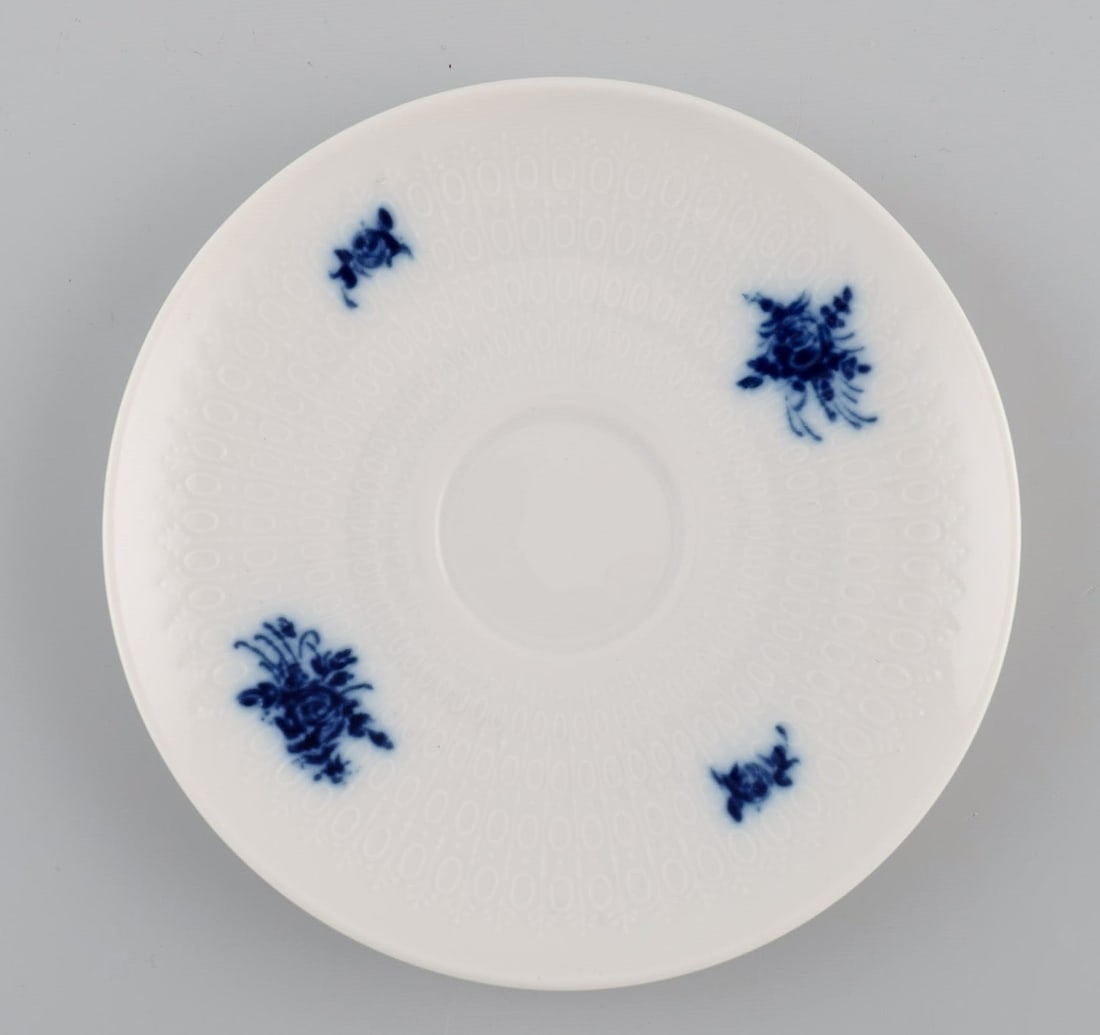 Bjørn Wiinblad for Rosenthal. Six Romanze Blue Flower mocha cups with saucers. 1960s. - 4
