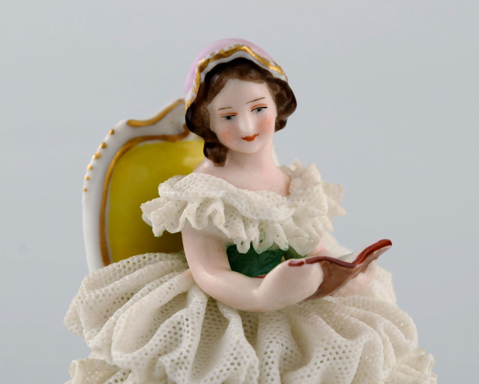 Volkstedt Rudolstadt, Germany. Porcelain figure. Reading woman in skirt. Mid-20th century. - 3
