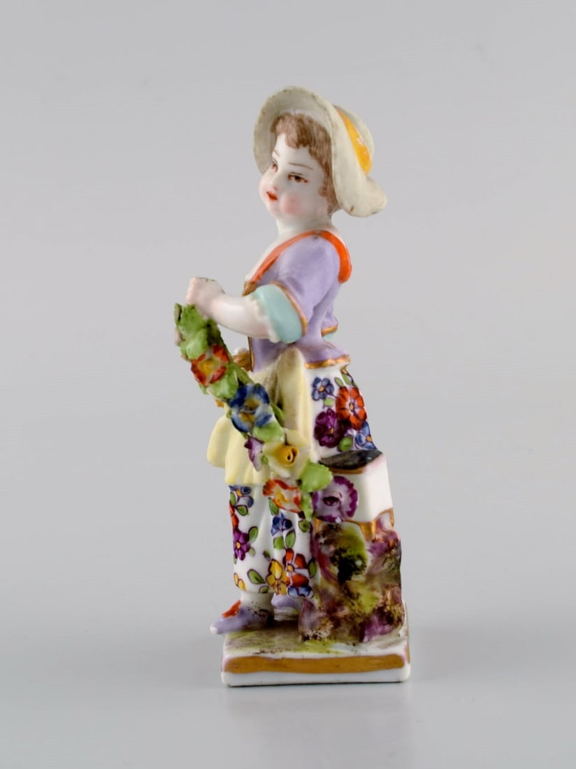 Augustus Rex, Germany. Antique hand-painted porcelain figure. Girl with flowers and fruit. 19th - 4