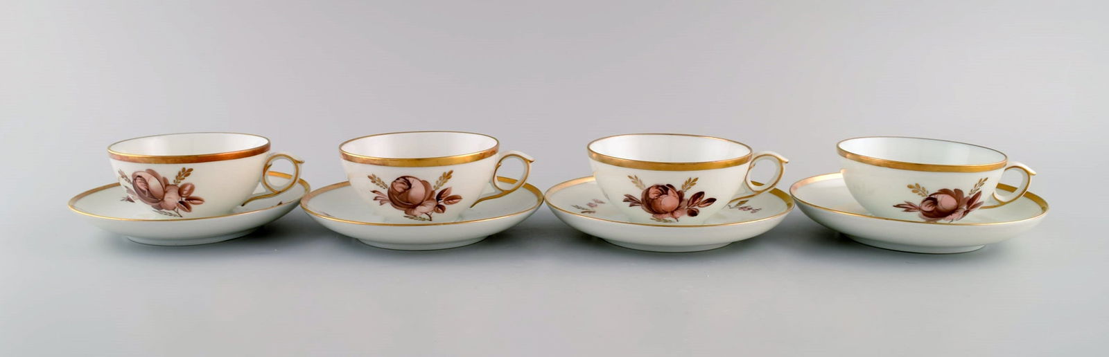 Four Royal Copenhagen Brown Rose teacups with saucers. 1930s. Model number 688/9186. (1 of 5)