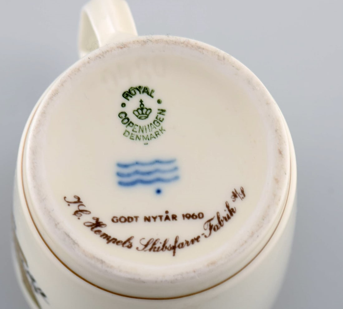 Royal Copenhagen Golden Horns coffee service for 10 people. 1960s. - 8