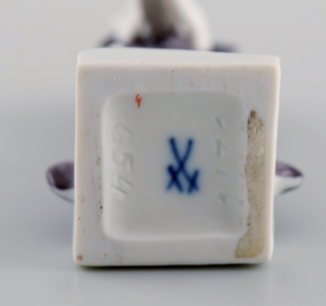 Peter Strang (b.1936) for Meissen. Figure in hand-painted porcelain. Saxophonist from the clown - 7