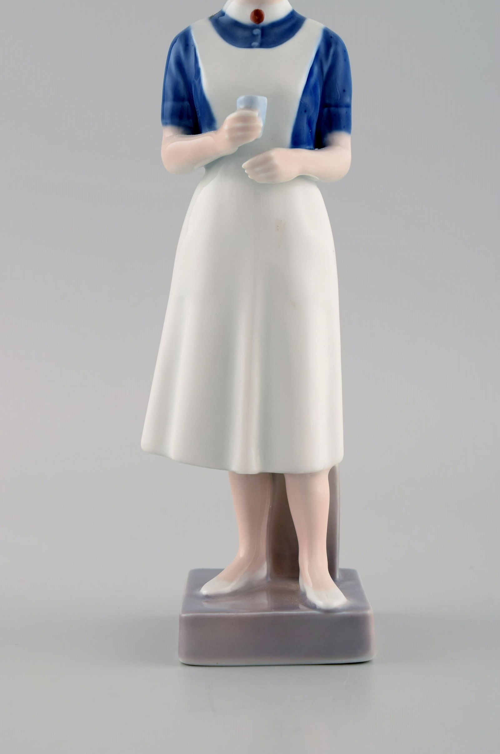 Royal Copenhagen porcelain figurine. Nurse. Model 4507. Dated 1969-1974. - 3
