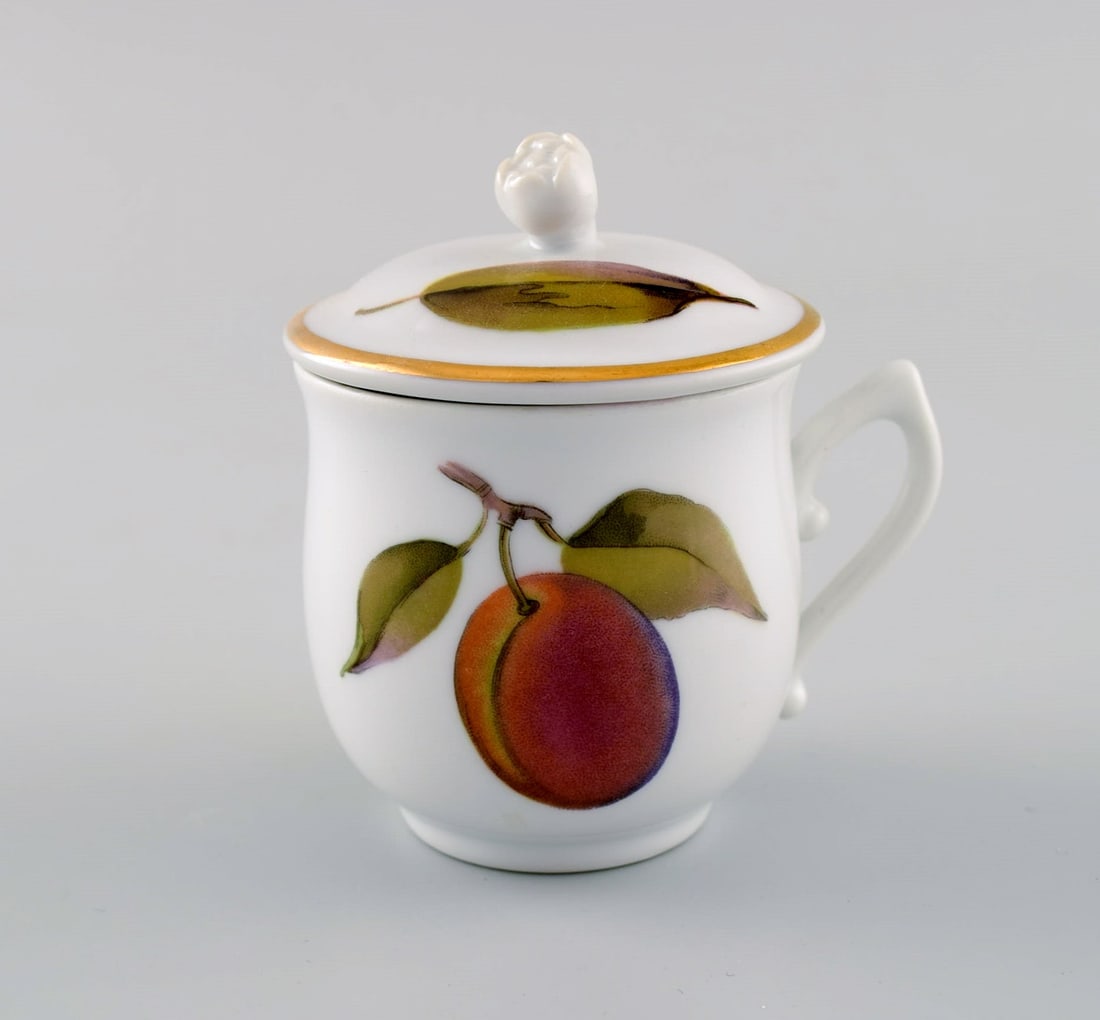 Royal Worcester, England. Four Evesham porcelain cream cups decorated with fruits and gold edge. - 3