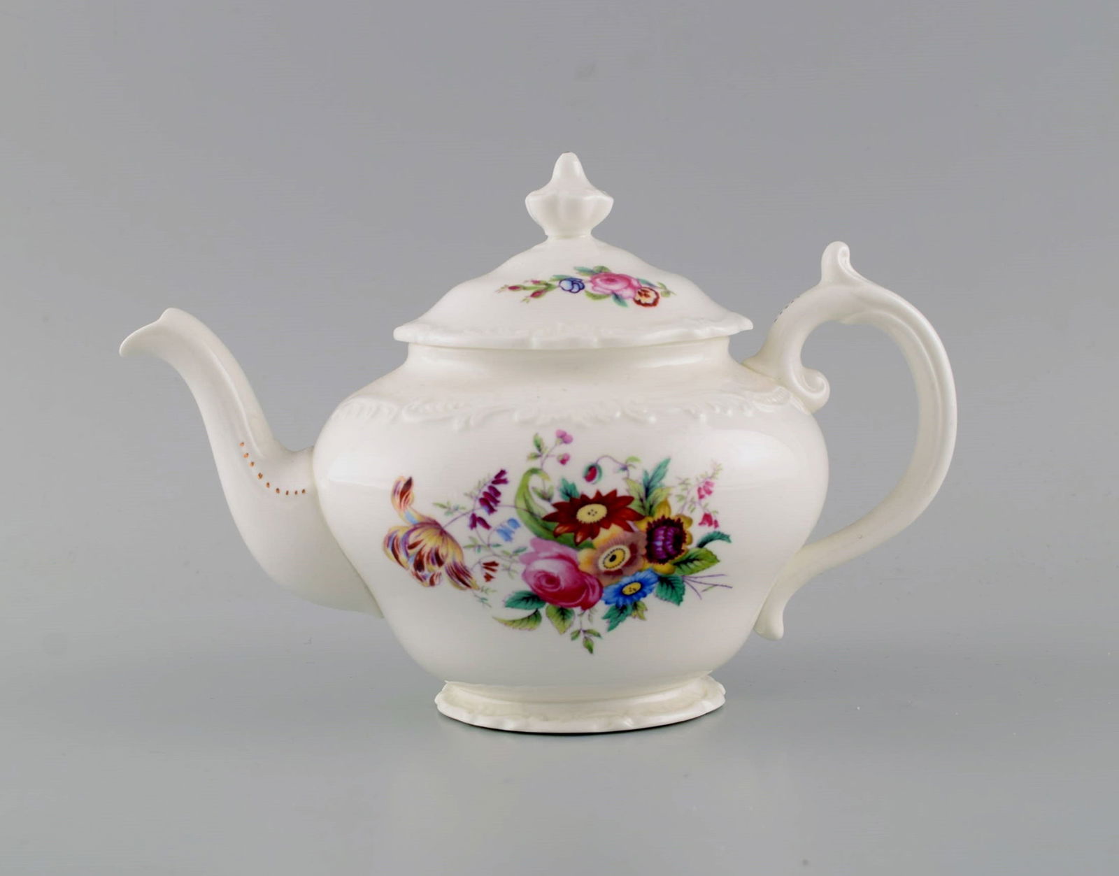 Coalport, England. Egoist breakfast / tea service in porcelain decorated with flowers. 1960s / 70s. - 5