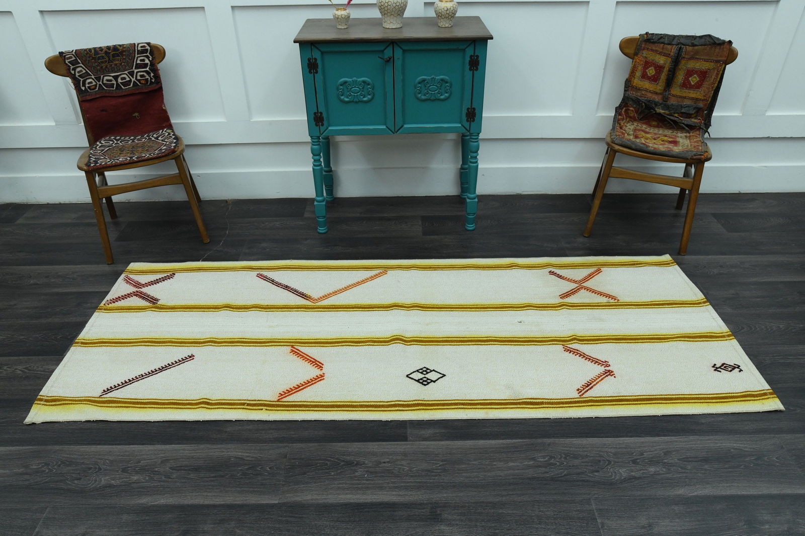 3x8.1 Ft, TURKISH Rug: Title: 3x8.1 Ft, TURKISH Rug Description: This Turkish one-of-a-kind Vintage Flatweave Kilim Rug is hand-knotted and handwoven by the most skilled artisans who use pure wool, in vibrant, natural tones