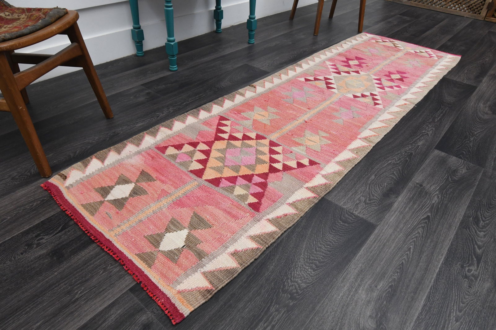 2.6x8.6 ft, TURKISH KILIM Runner: Title: 2.6x8.6 ft, TURKISH KILIM Runner Description: This Turkish one-of-a-kind Vintage Flatweave Kilim Rug is hand-knotted and handwoven by the most skilled artisans who use pure wool, in vibrant, na