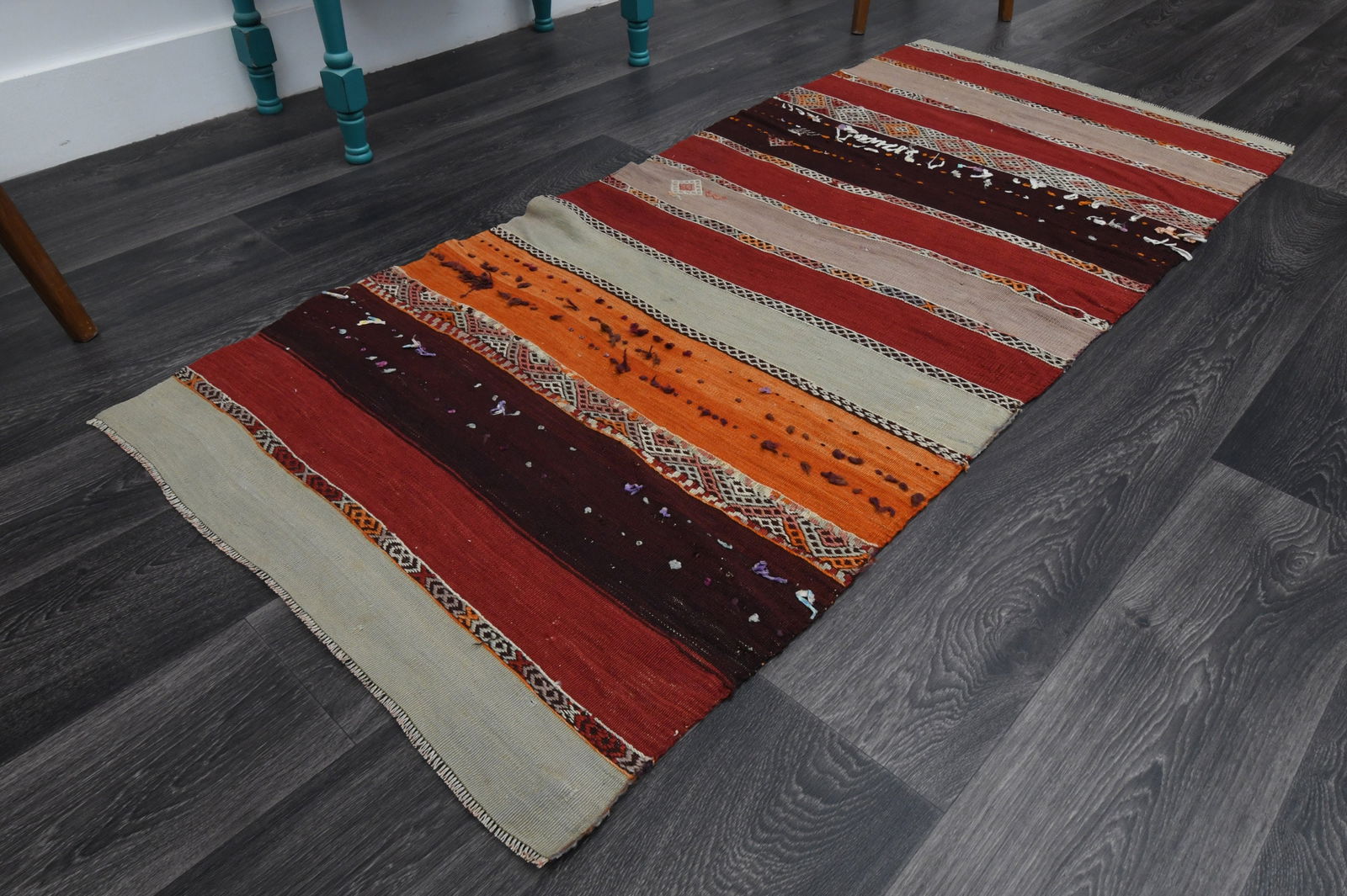 2.8x6.4 ft, TURKISH CACIM KILIM: Title: 2.8x6.4 ft, TURKISH CACIM KILIM Description: This Turkish one-of-a-kind Vintage Flatweave Kilim Rug is hand-knotted and handwoven by the most skilled artisans who use pure wool, in vibrant,