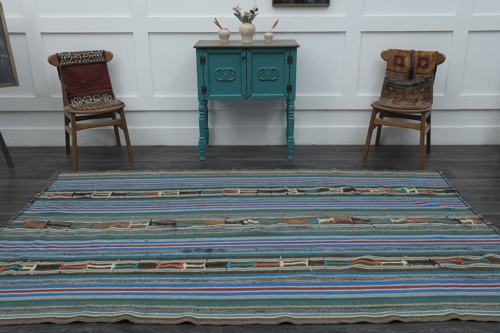 6x9 ft, TURKISH KILIM Rug: Title: 6x9 ft, TURKISH KILIM Rug Description: This Turkish one-of-a-kind Vintage Flatweave Kilim Rug is hand-knotted and handwoven by the most skilled artisans who use pure wool, in vibrant, natural