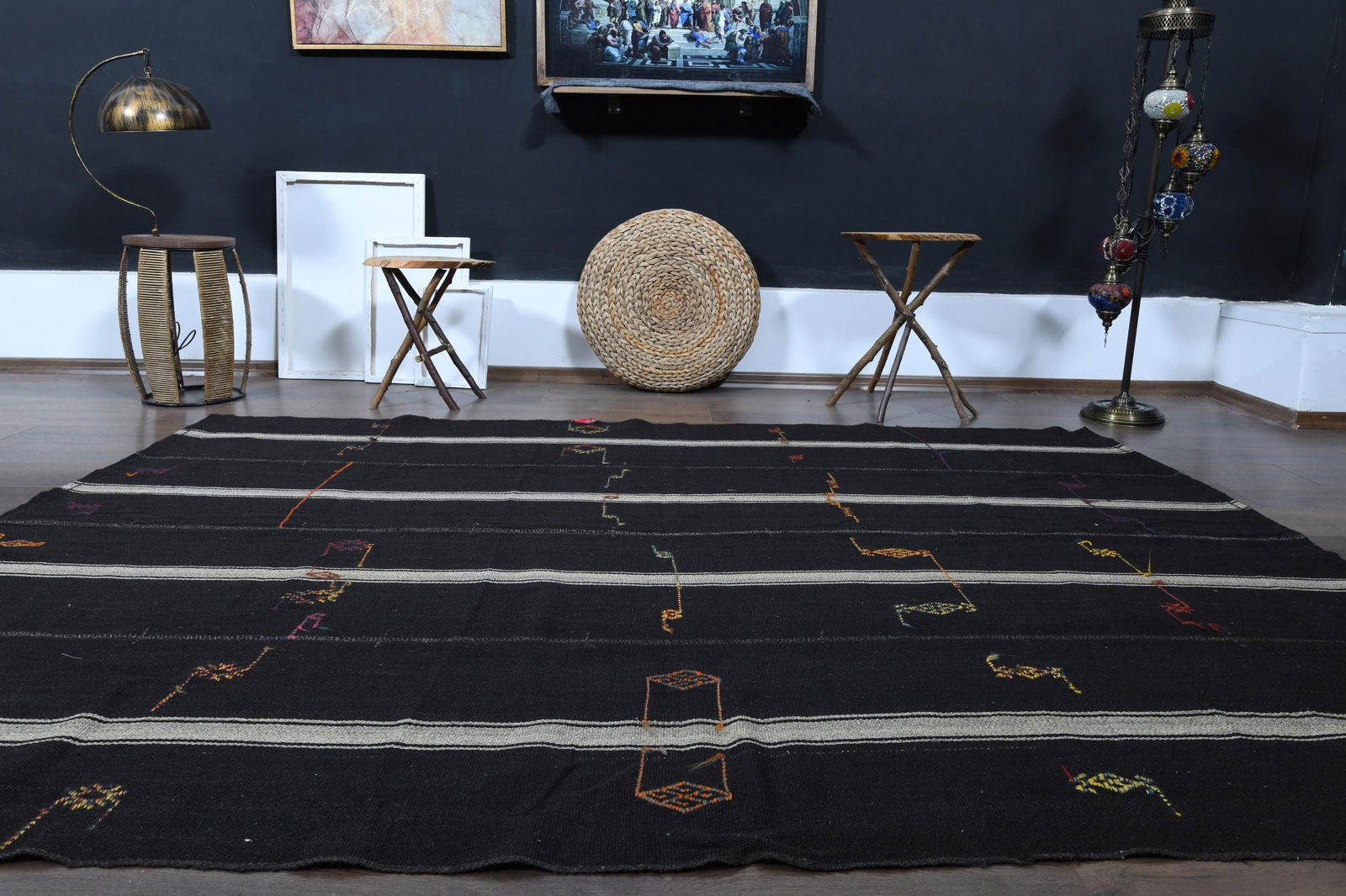 6'4x8'5 ft, BLACK STRIPED RUG - 7