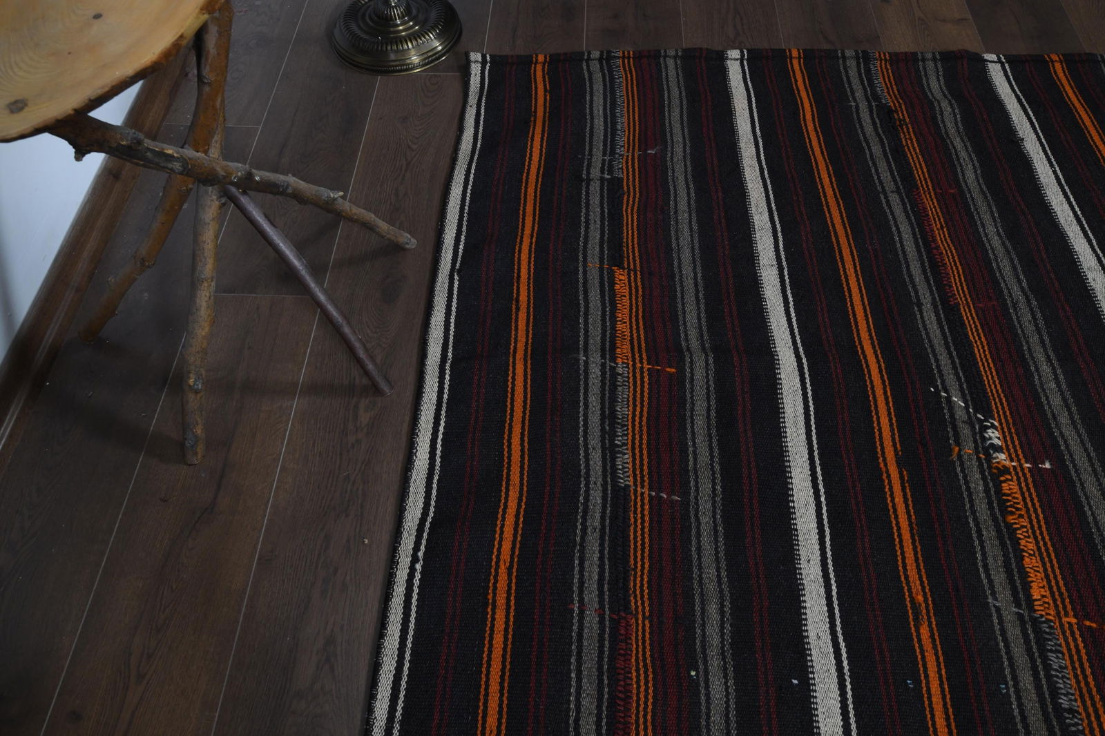 4.7x9.3 ft, STRIPED KILIM RUG: Title: 4.7x9.3 ft, STRIPED KILIM RUG Description: This Turkish one-of-a-kind Vintage Flatweave Kilim Rug is hand-knotted and handwoven by the most skilled artisans who use pure wool, in vibrant, natur