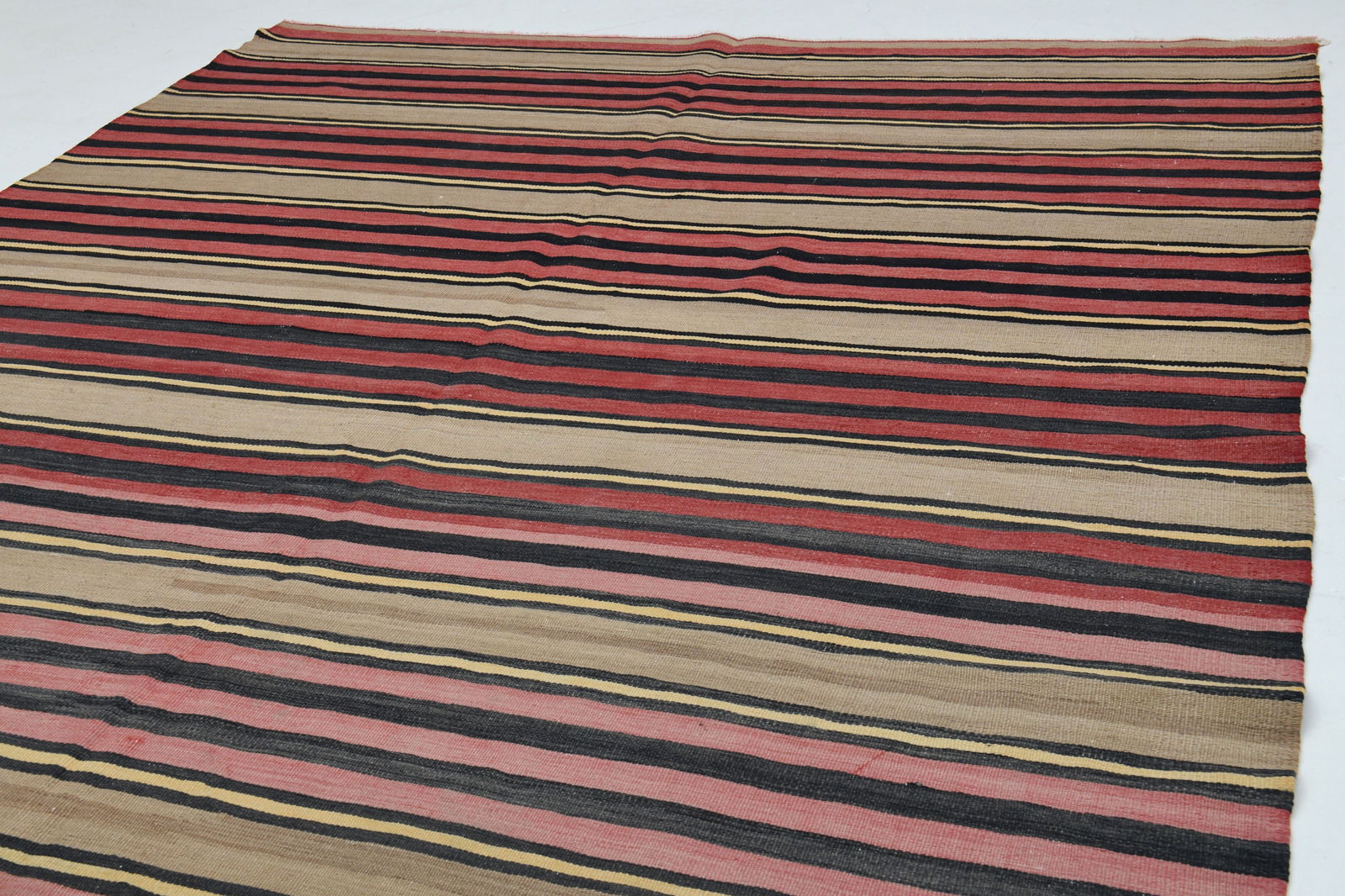 5.6x10.7 ft, RED KILIM RUG - 5