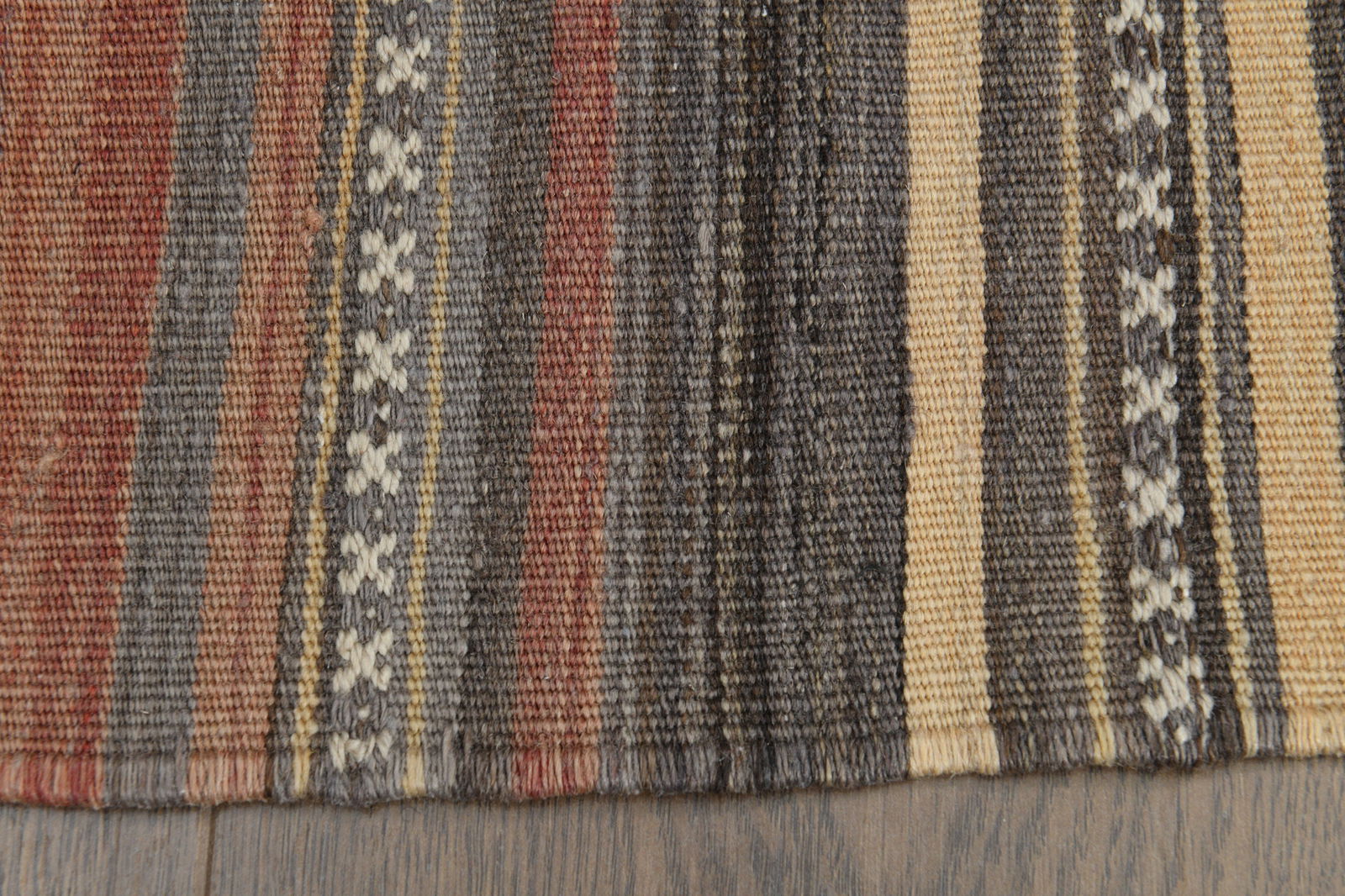 4'8x5'2 ft, COLORFUL KILIM RUG - 4