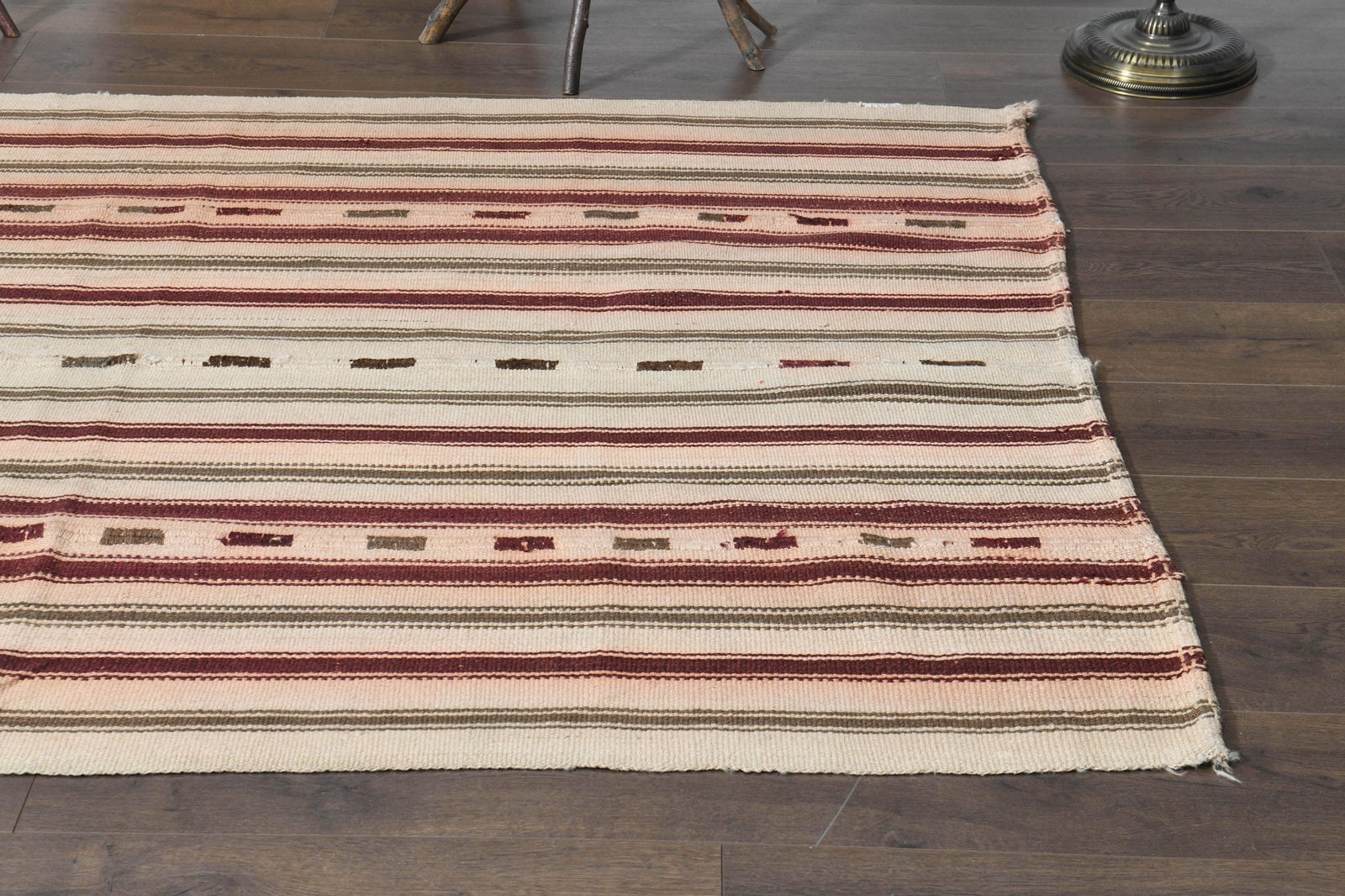 4'7x6'4 ft, BEIGE PINK RUG - 2