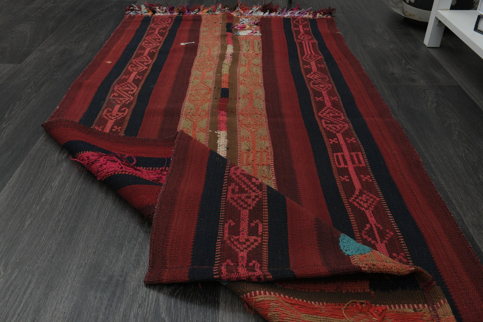 2'6x5'2 ft, STRIPED KILIM DÉCOR - 2