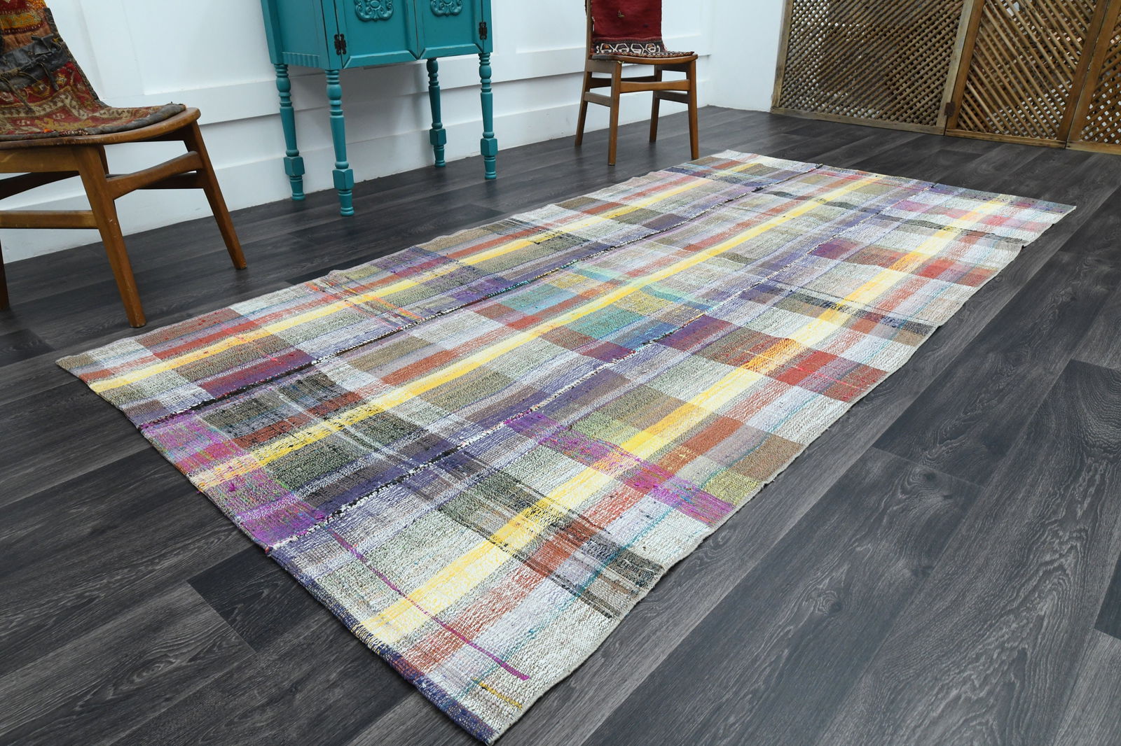 4.9x9.8 ft, TURKISH Flatweave Kilim Rug: Title: 4.9x9.8 ft, TURKISH Flatweave Kilim Rug Description: This Turkish one-of-a-kind Vintage Flatweave Kilim Rug is hand-knotted and handwoven by the most skilled artisans who use pure wool, in