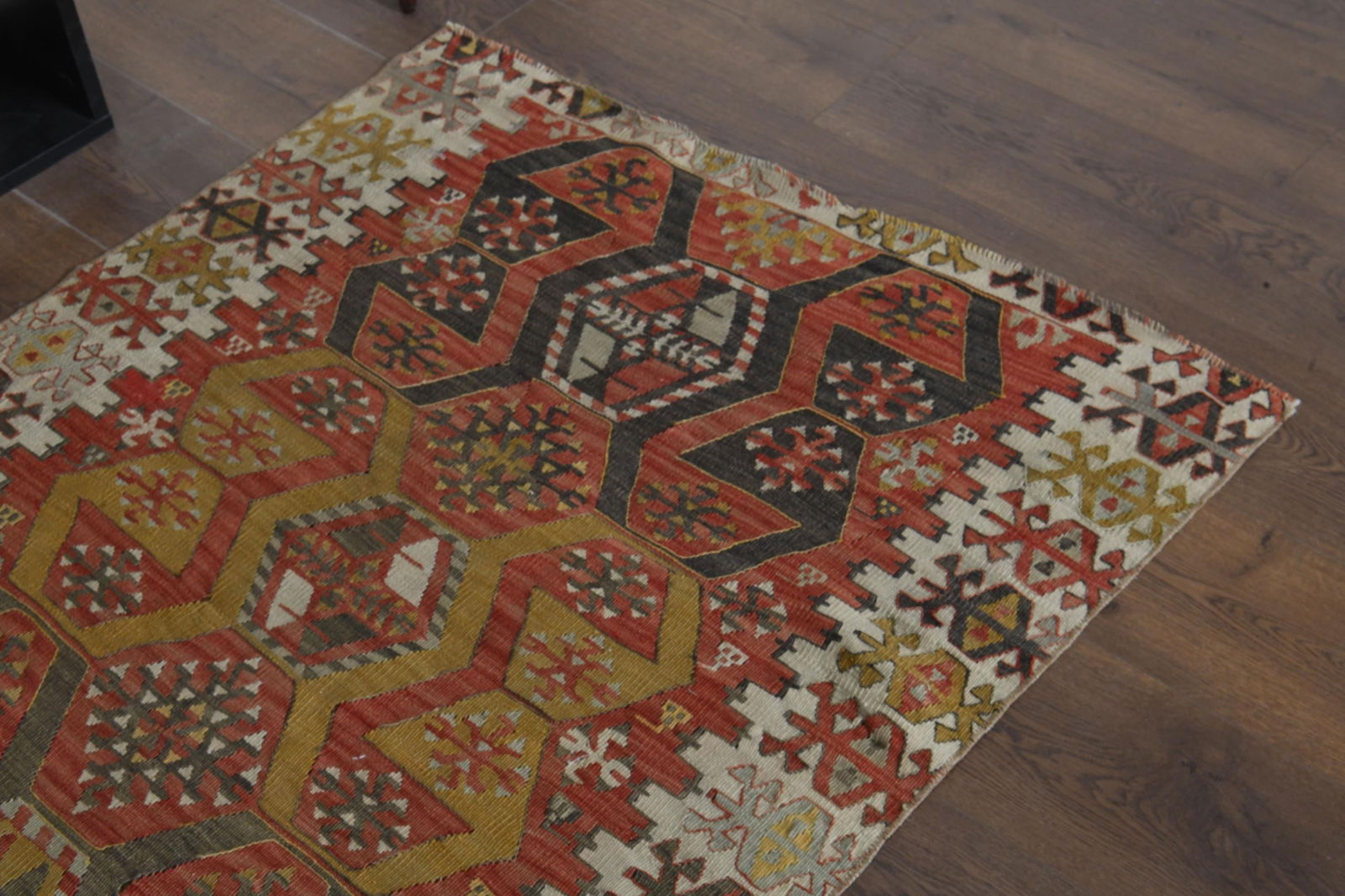 Turkish Handwoven Vintage Kilim - 4