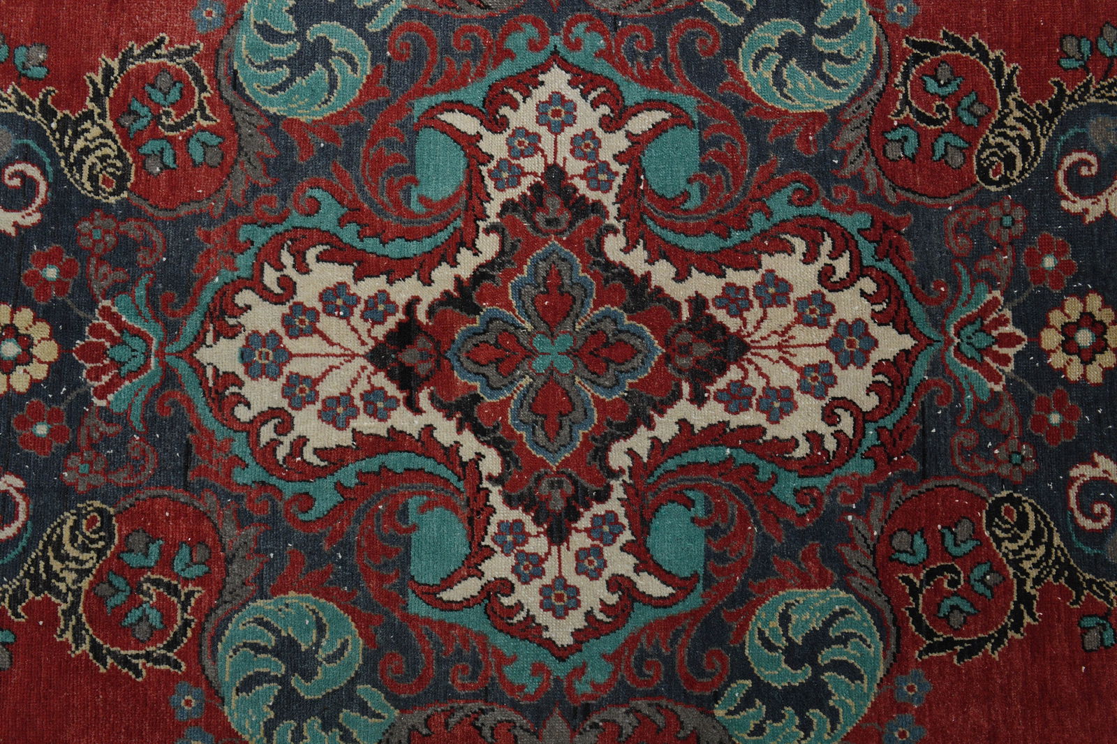 7'3x11'6 ft, RED SPECIAL MOTIF Rug - 4