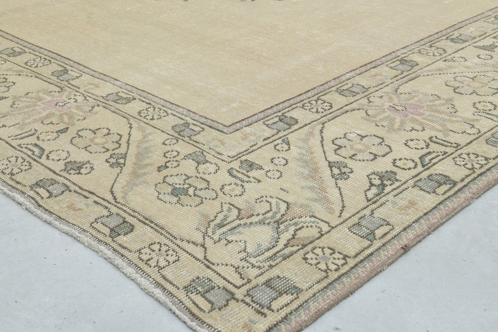 9.5x12.6 ft, ANATOLIAN WOOL RUG - 2