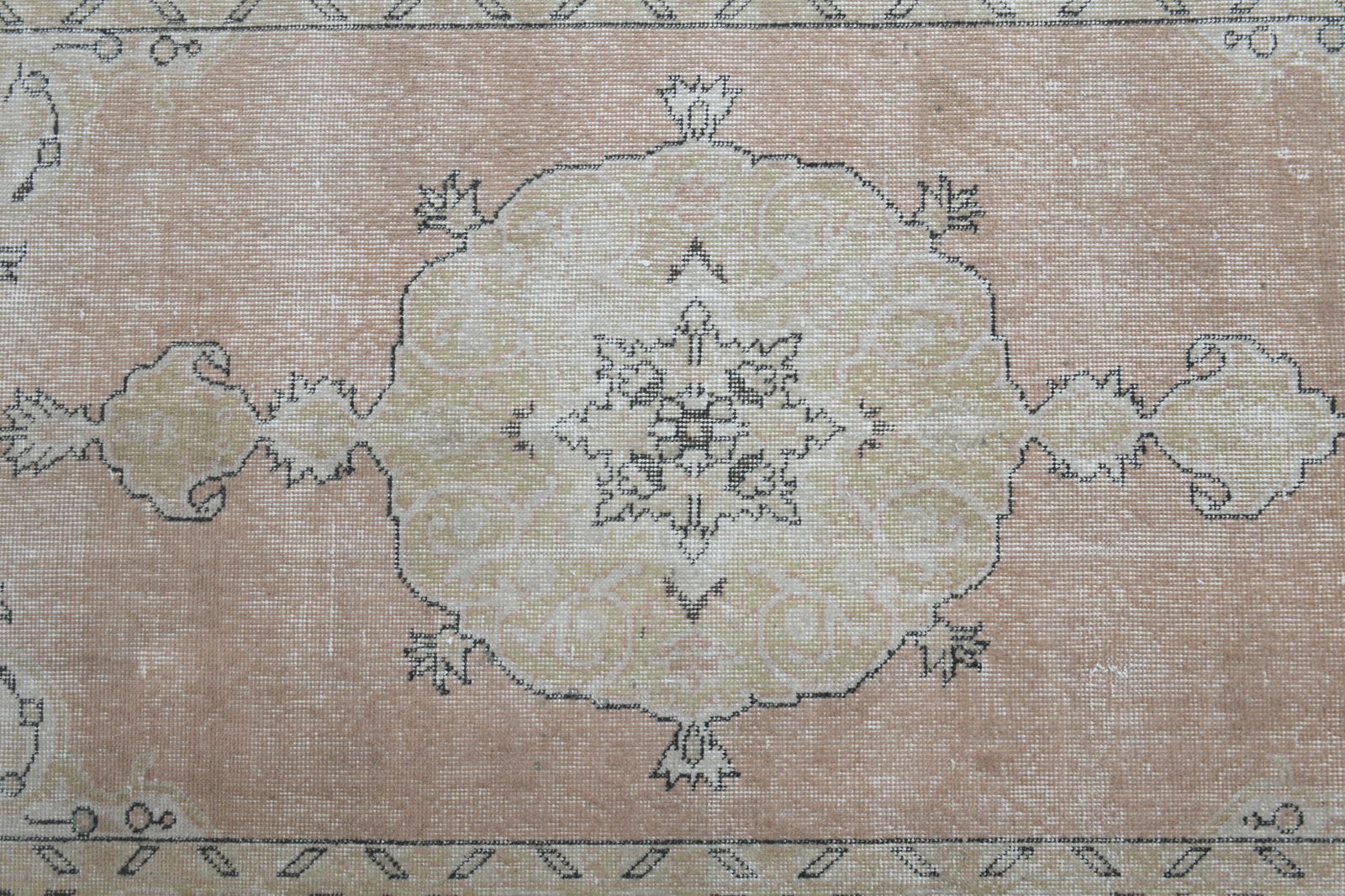 9'8x13'6 ft, UNIQUE MOTIFS RUG - 6