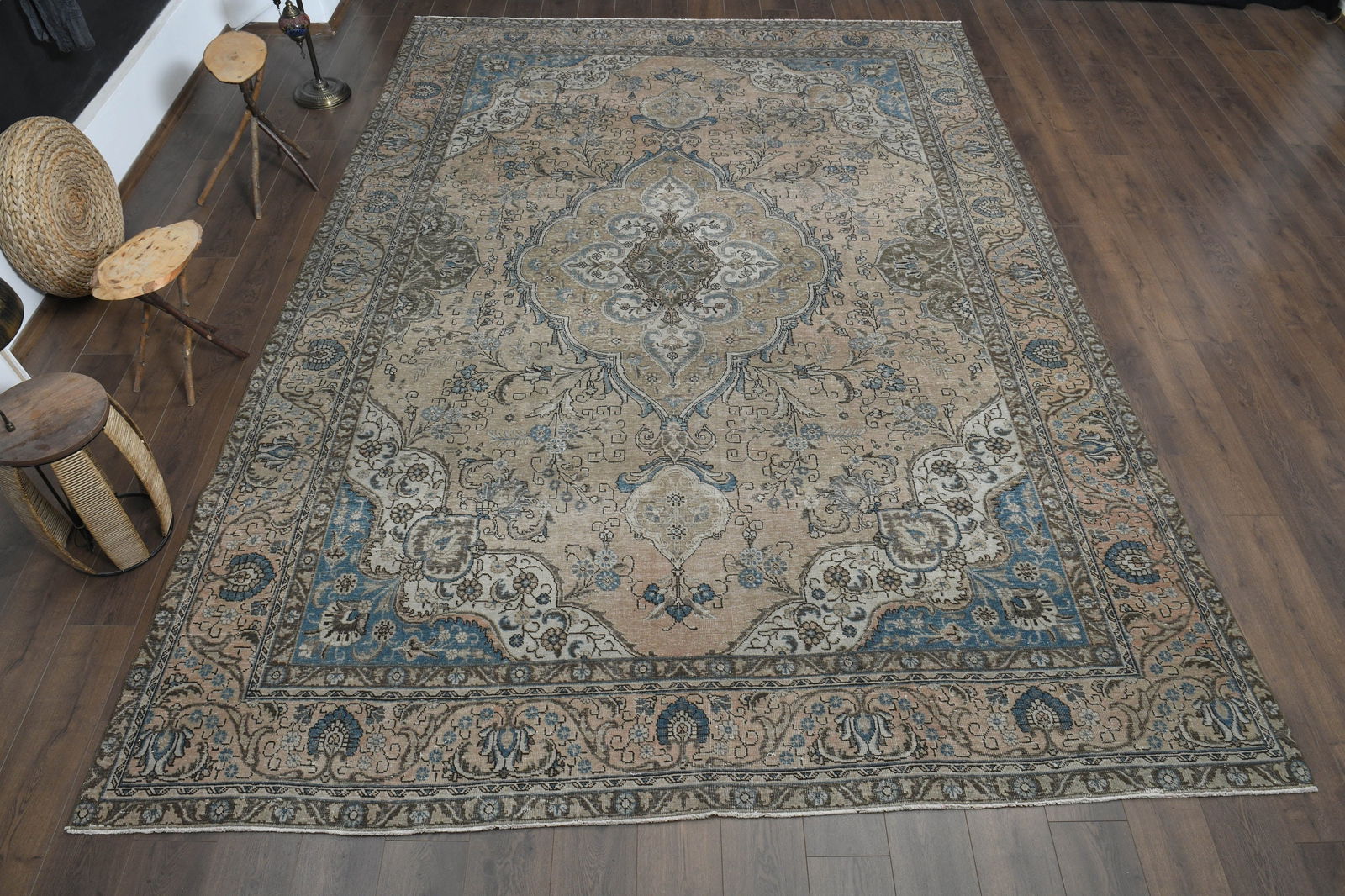 9'4x13'4 ft, ANTIQUE PERSIAN RUG (1 of 9)