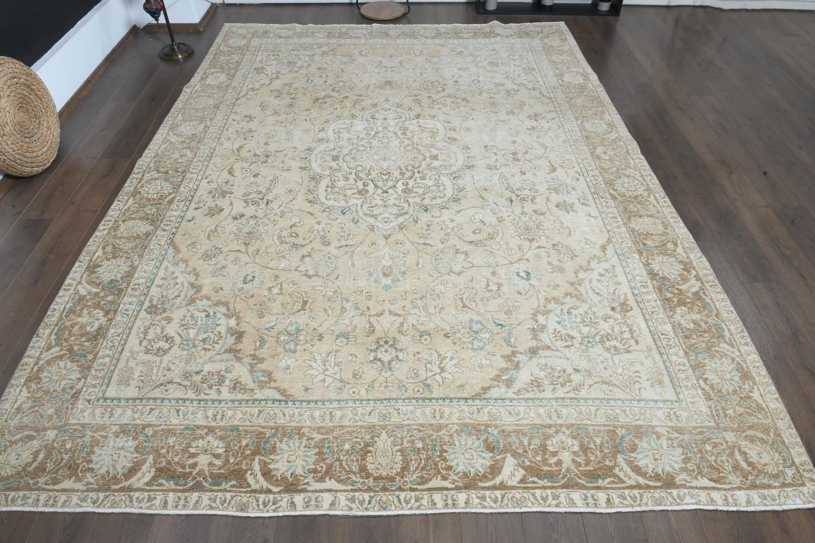 9.4x12.7 ft, OVERSIZED PERSIAN RUG (1 of 9)