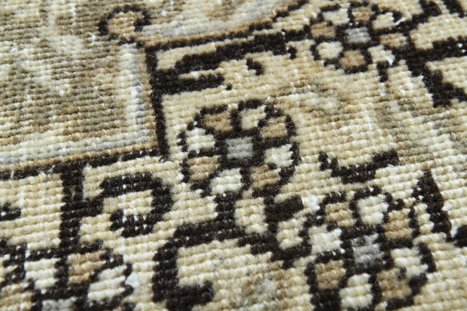 9.9x12.8 ft, OVERSIZED VINTAGE RUG - 8