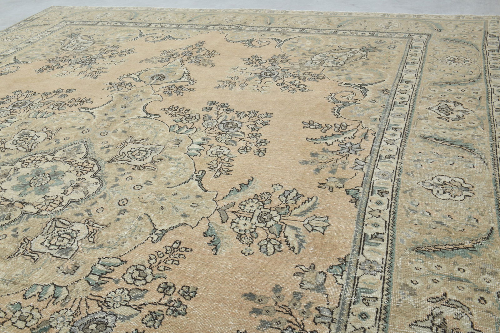 9.6x12.5 ft, VINTAGE OVERSIZED RUG - 6