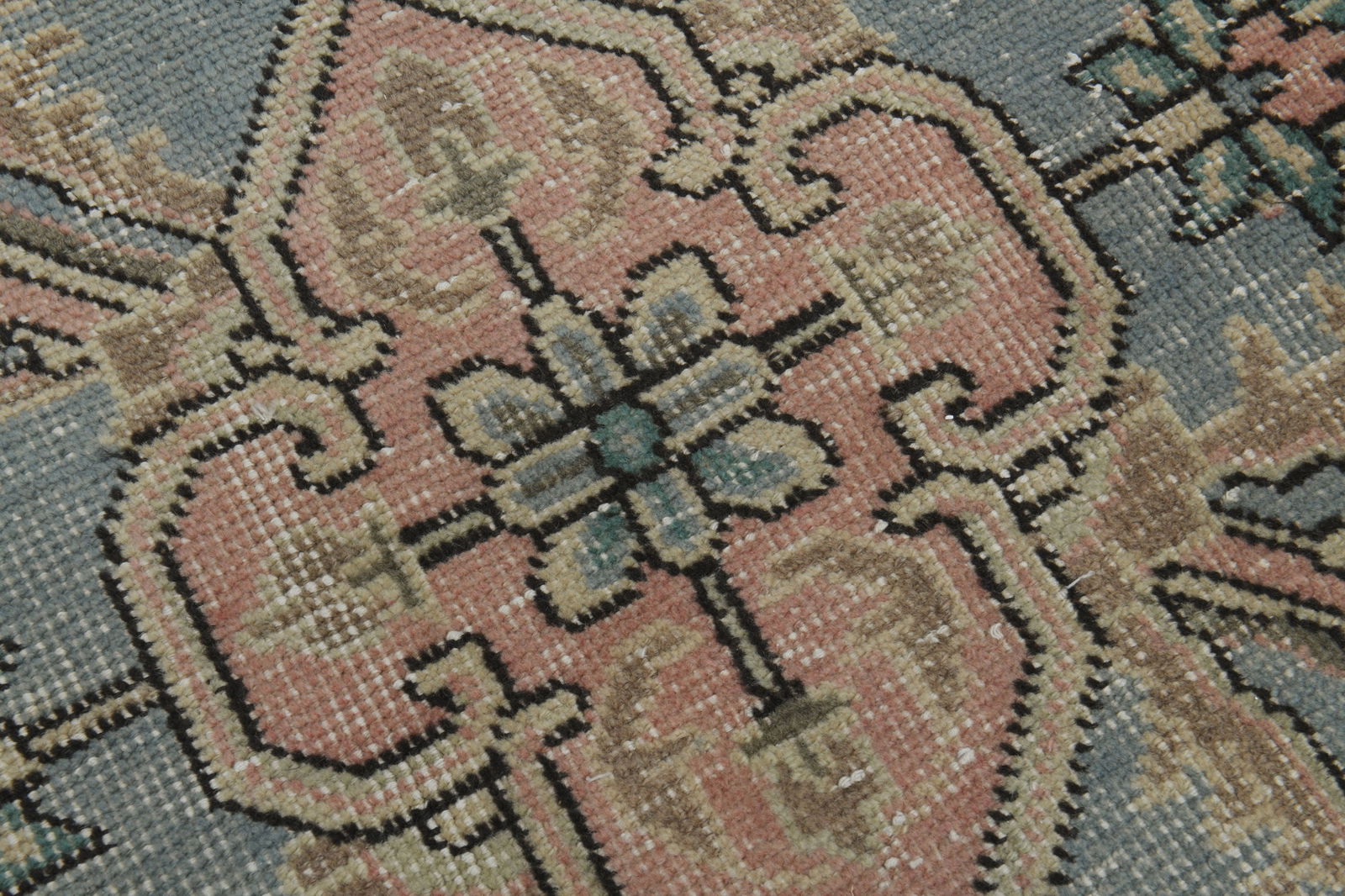 9.5x12.2 ft, PINK OVERSIZED RUG - 3