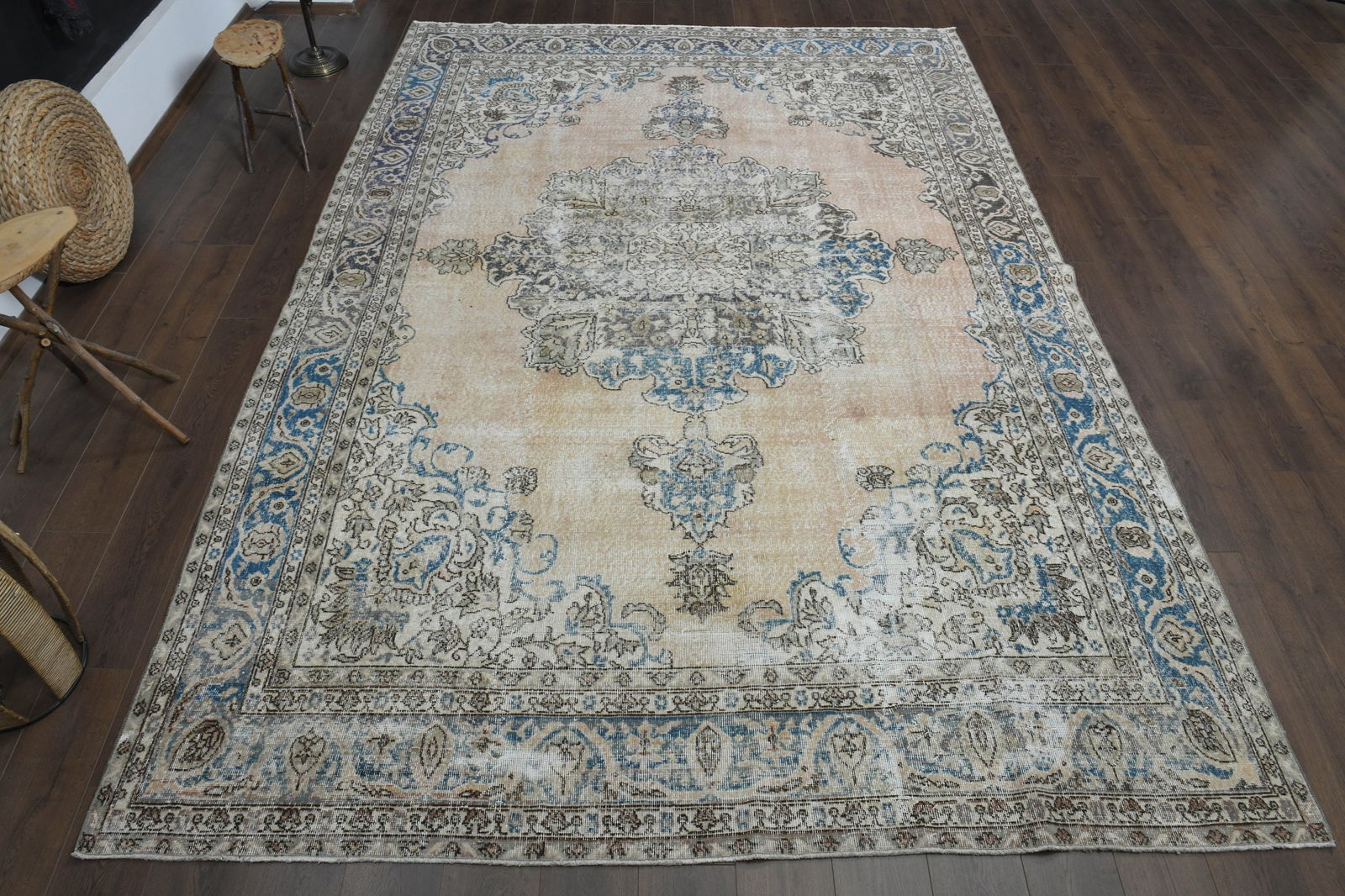 8'4x12'1 ft, ORANGE OVERSIZED RUG - 3