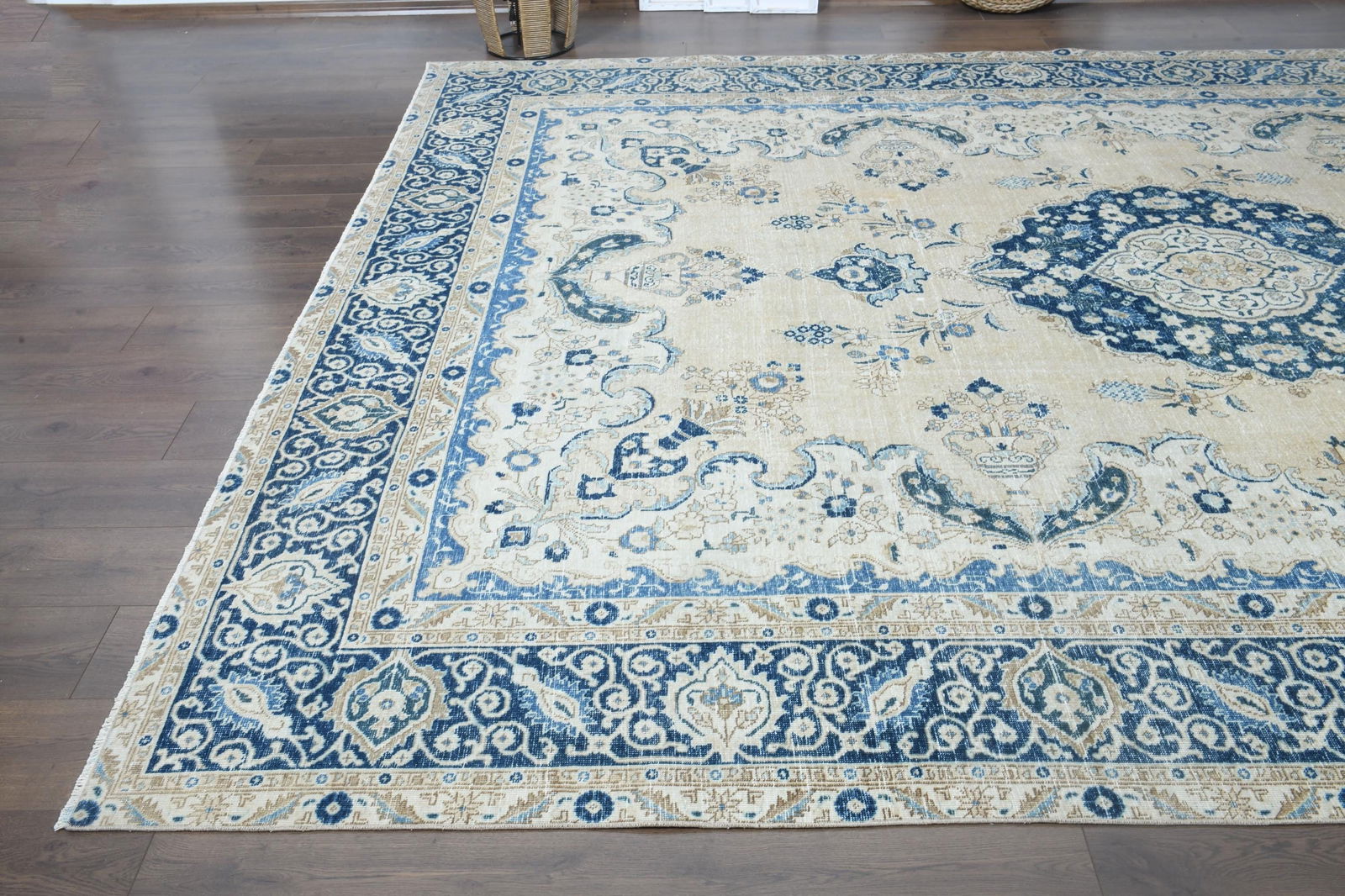 10.7x11.4 ft, ORANGE VINTAGE RUG - 6