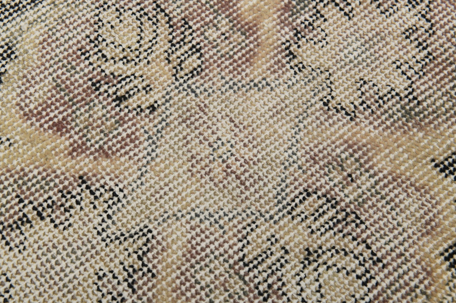 9.9x13.3 ft Oversized Rug - 7