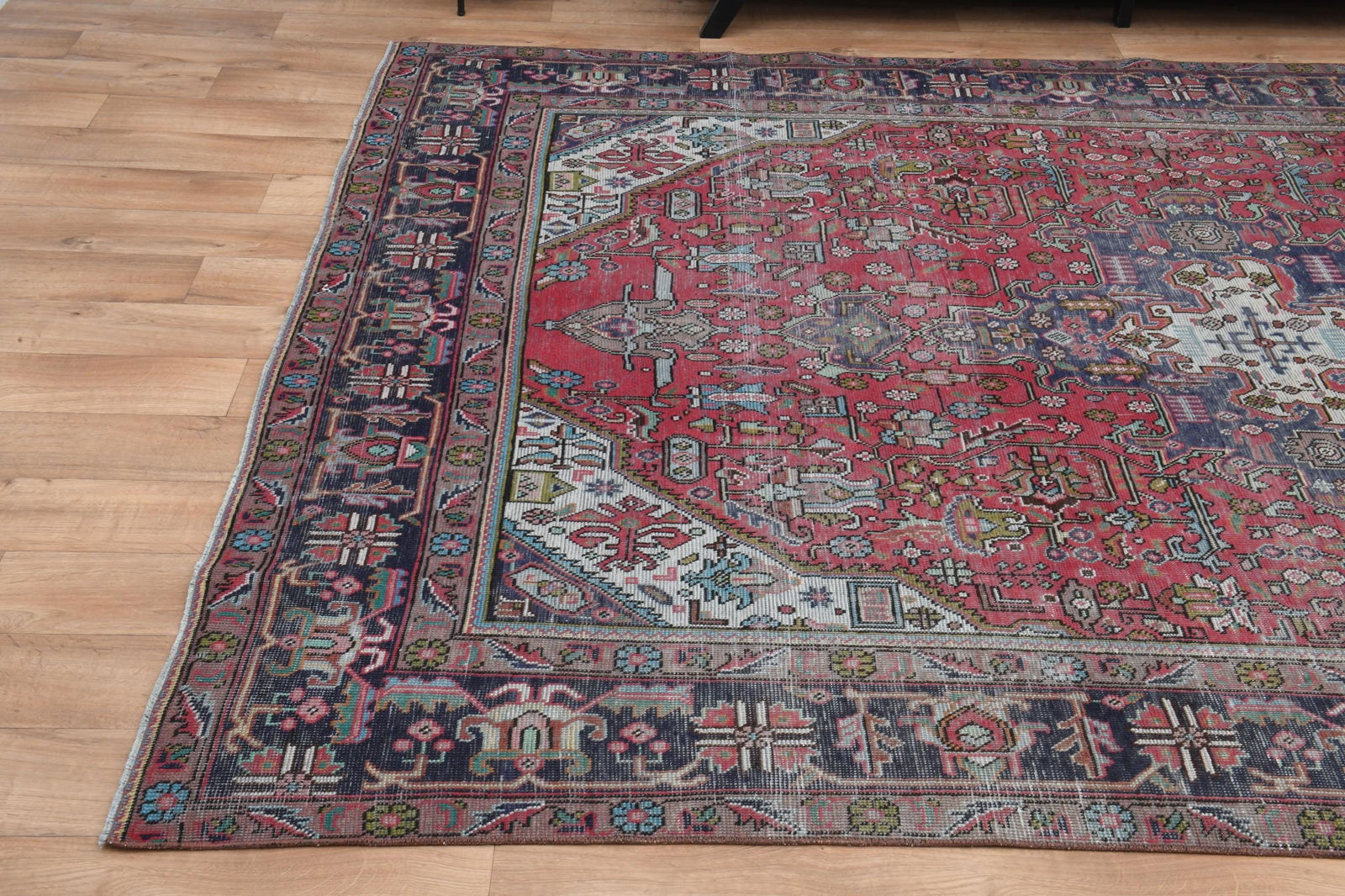 7.6x11 VINTAGE PERSIAN STYLE - 3