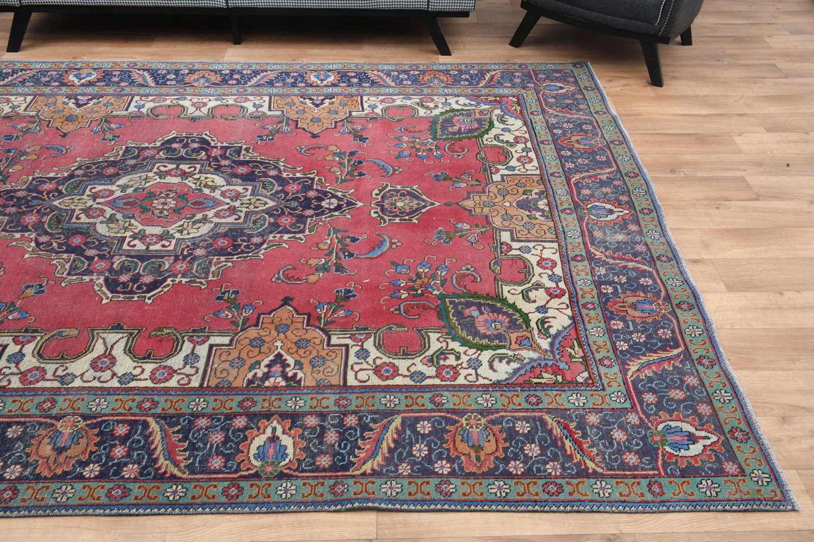 7.9x11.2 ft, COLORFUL, Persian Vintage Rug - 7