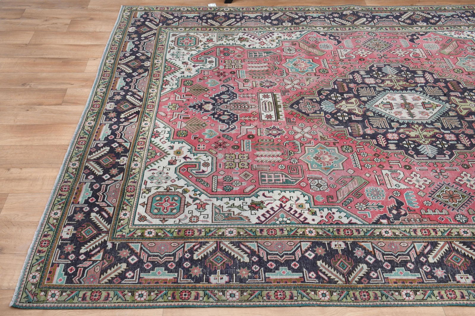 8x11.2 ft, PINK LUXURY RUG, Persian Vintage - 3