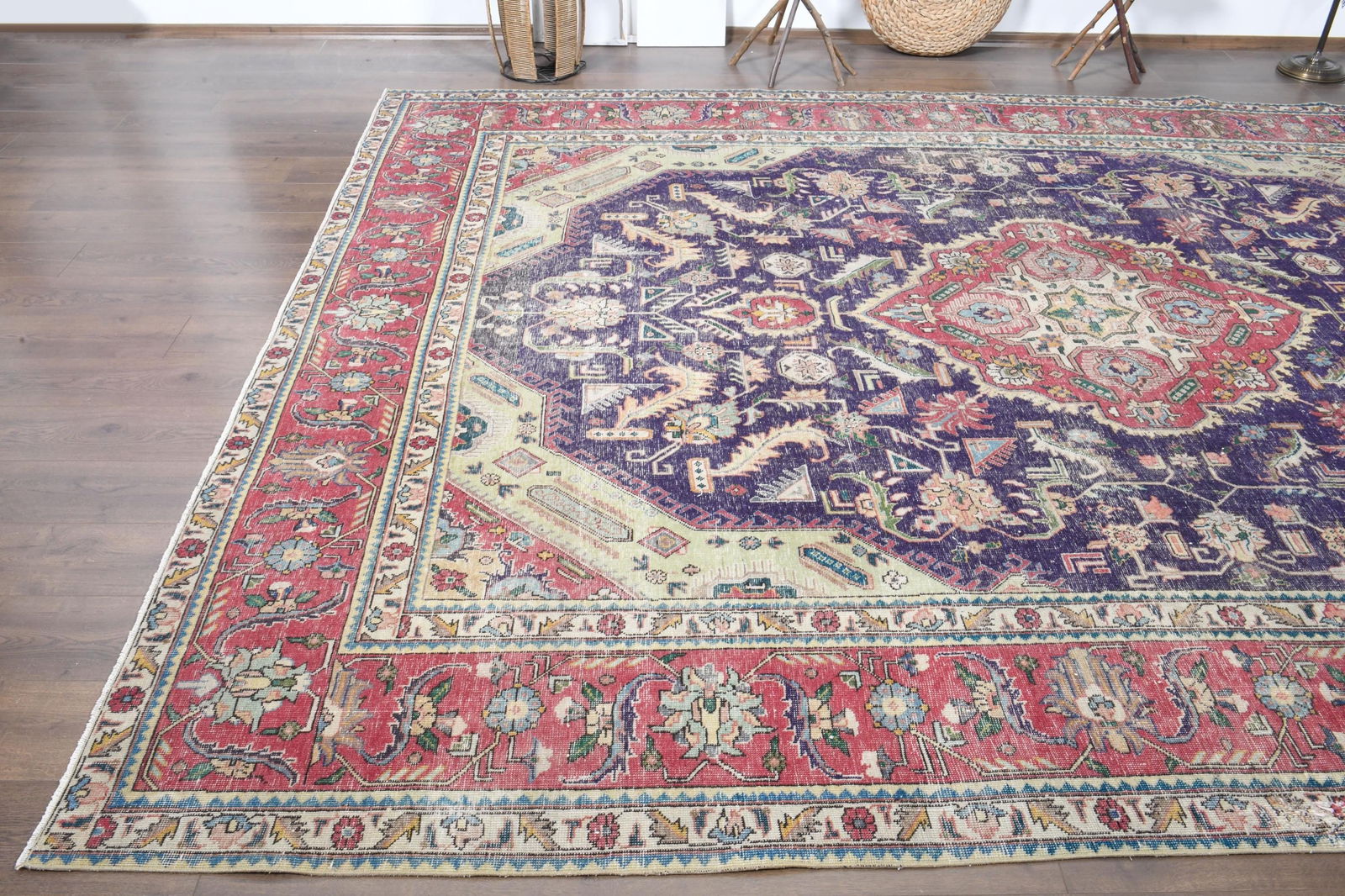 9'9x12'5 ft, PERSIAN OVERSIZED RUG - 7