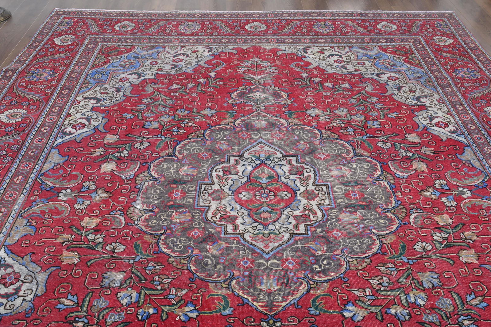 9'7x12'4 ft, RED MINIMALIST RUG - 6