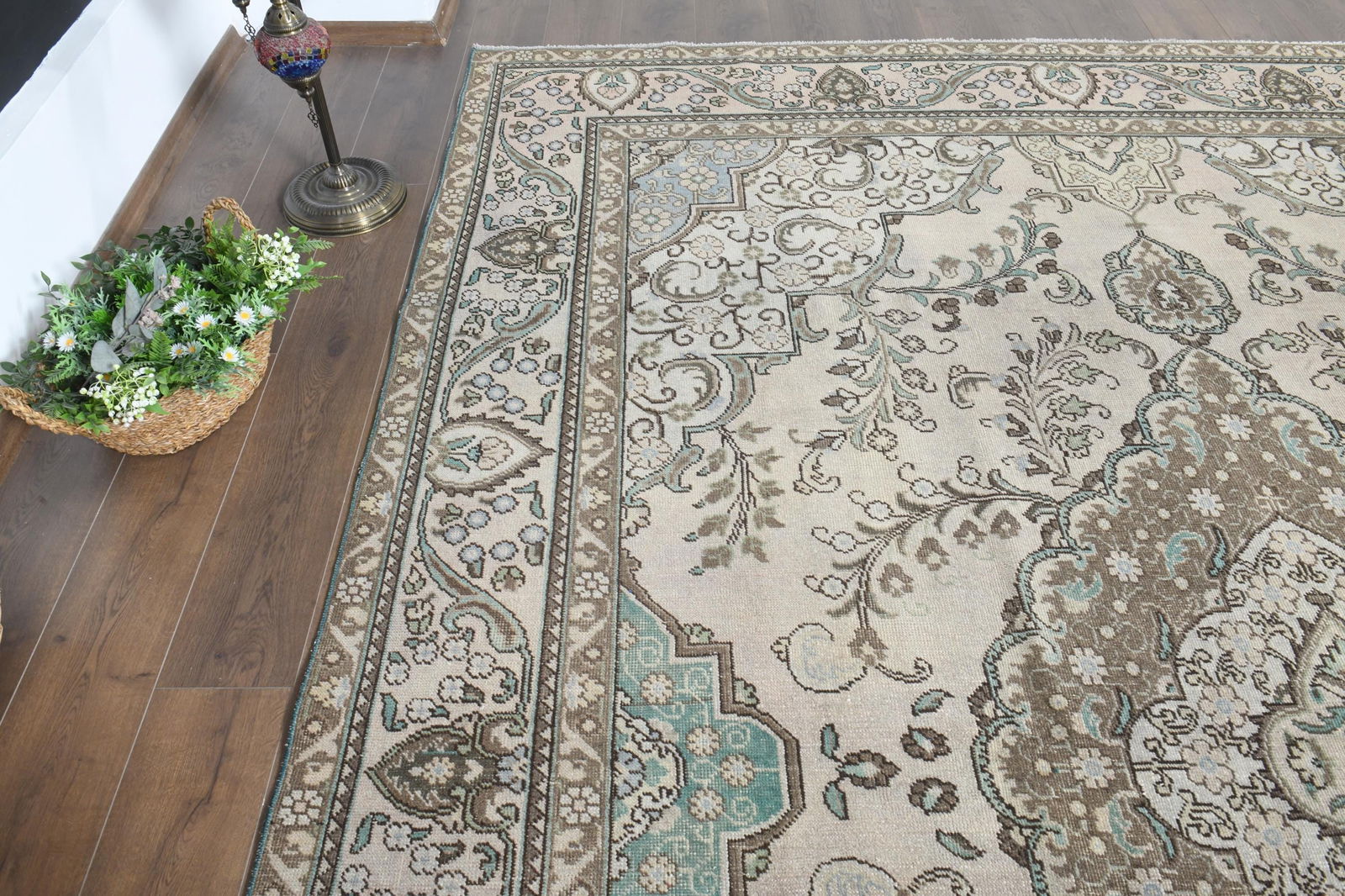 9'4x12'5 ft, BROWN OVERSIZED RUG - 7