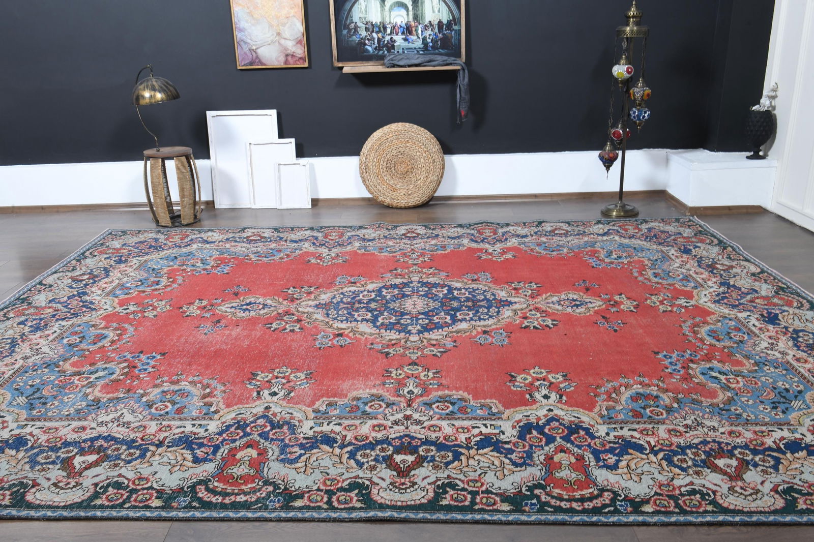 9'7x12'6 ft, RED MINIMALIST RUG - 9