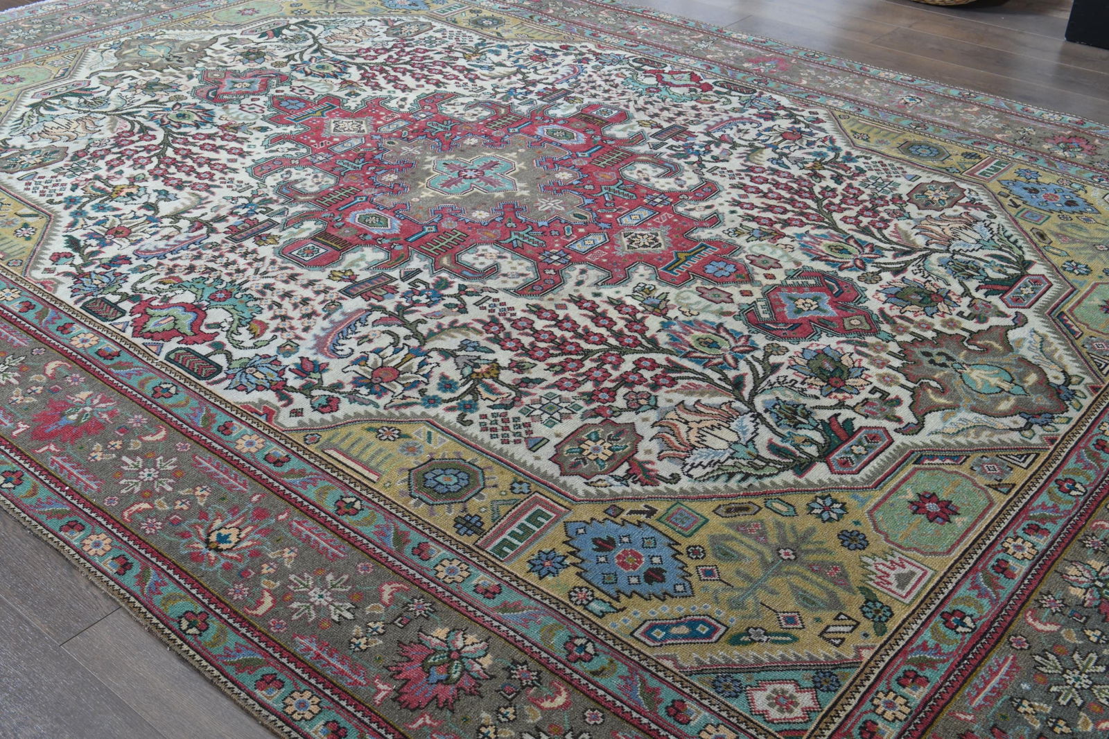 7'9x11'2 ft, OVERSIZED PERSIAN RUG - 8