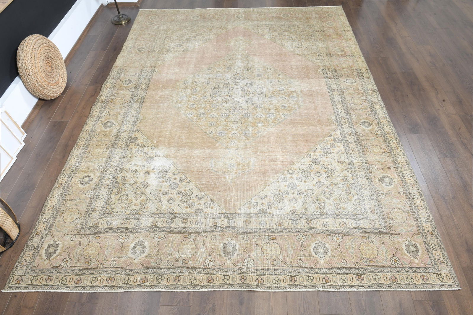 9'1x12'2 ft, ORANGE OVERSIZED RUG, Vintage Wool: Title: 9'1x12'2 ft, ORANGE OVERSIZED RUG, Vintage Wool Description: This Turkish one-of-a-kind Anatolian Vintage Rug is hand-knotted and handwoven by the most skilled artisans who use pure wool, in