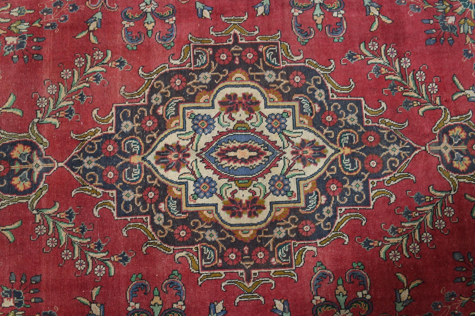 9'5x12'3 ft, OVERSIZED PERSIAN RUG, Minimalist Décor - 3