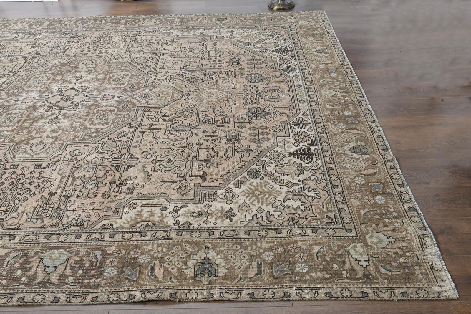 9'4x12'8 ft, PERSIAN MINIMALIST RUG, Oversized Antique - 4