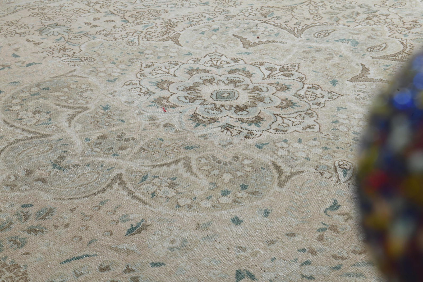 9'7x12'4 ft, BEIGE OVERSIZED RUG, Vintage Wool - 3