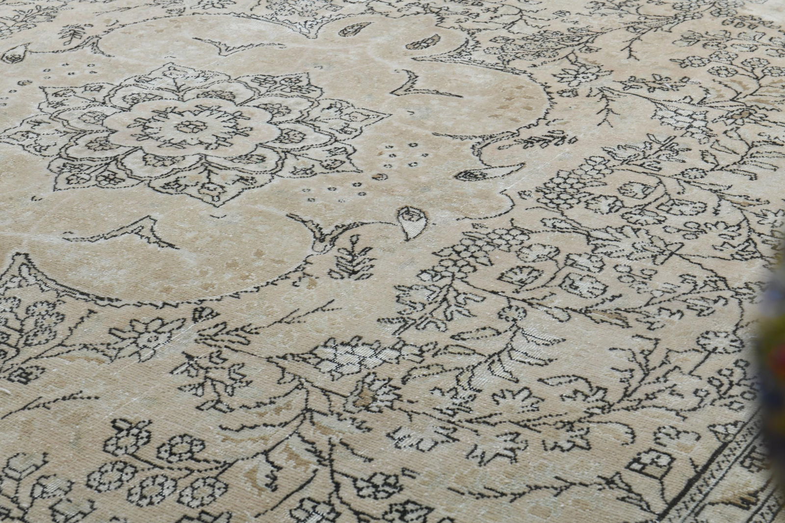 9'9x12'9 ft, OVERSIZED ORANGE BROWN, Minimalist - 8