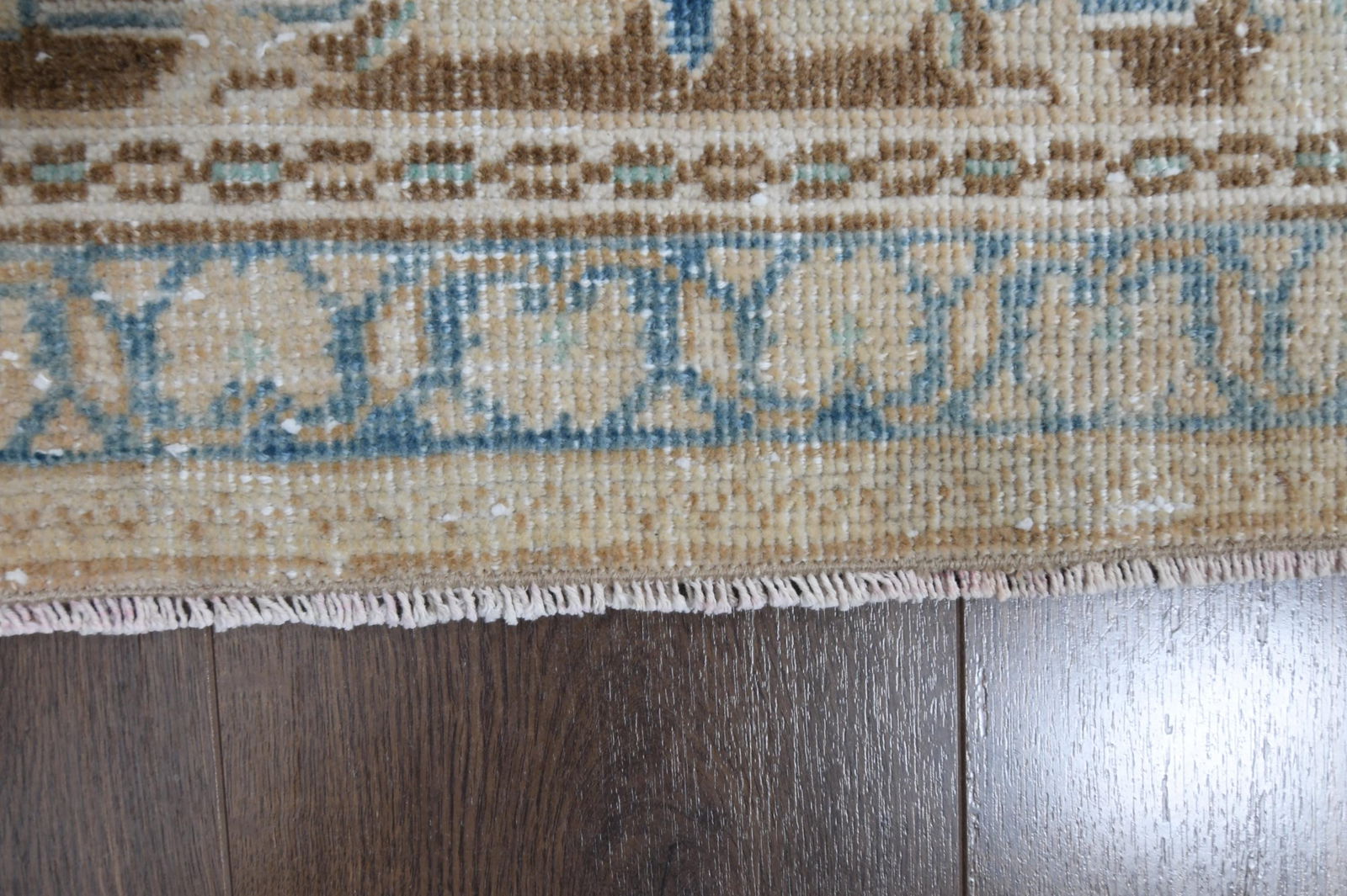 9.4x12.2 ft, OVERSIZED NEUTRAL RUG - 3