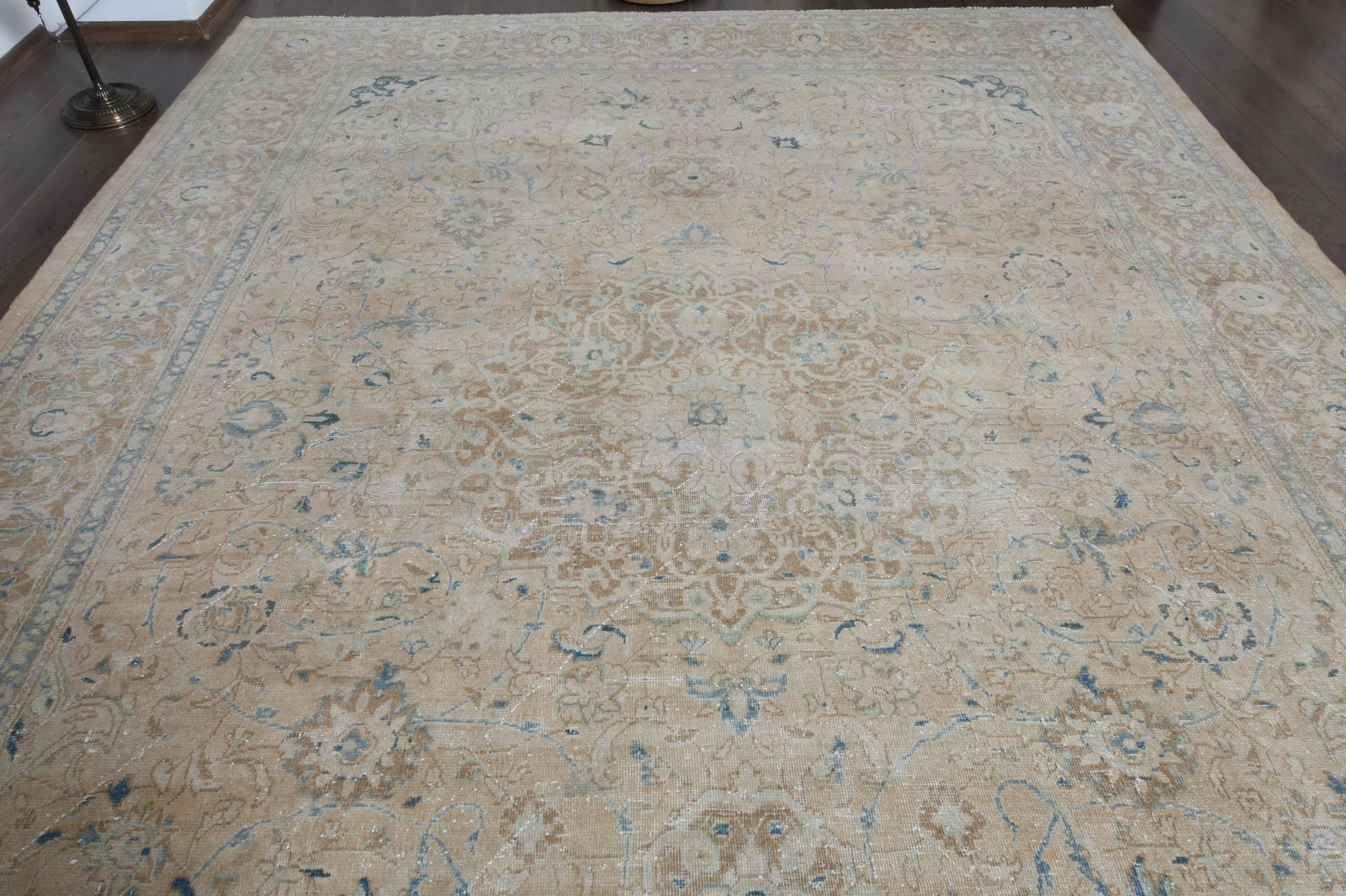 9.4x12.2 ft, OVERSIZED NEUTRAL RUG - 4