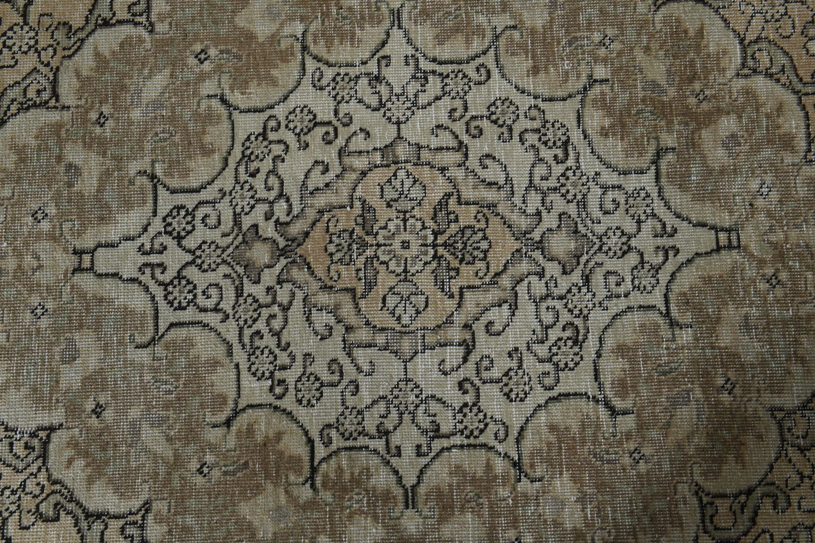 9.4x13.1 ft, NEUTRAL MINIMALIST RUG - 3